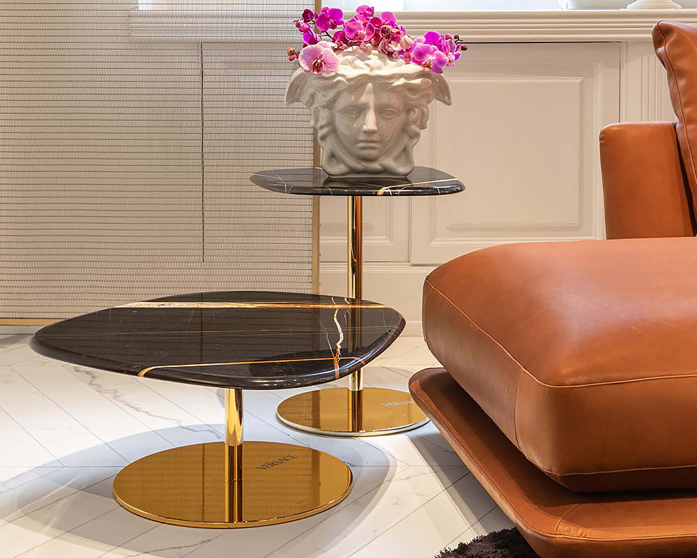 「Iconic」サイドテーブルとコーヒーテーブル